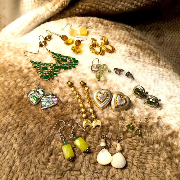 14 pair Lot STATEMENT fashion dangle/stud earrings - Picture 3 of 16